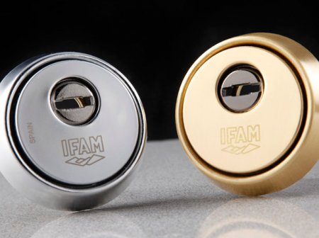 escudos-para-puertas-es610-ifam