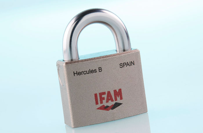 IFAM HERCULES A CEN 4 RATED HIGH SECURITY CLOSED SHACKLE PADLOCK.